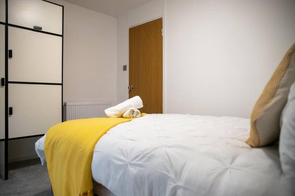 Modern 1-bedroom Near Arena W Free Parking Apartment Leeds (West Yorkshire)
