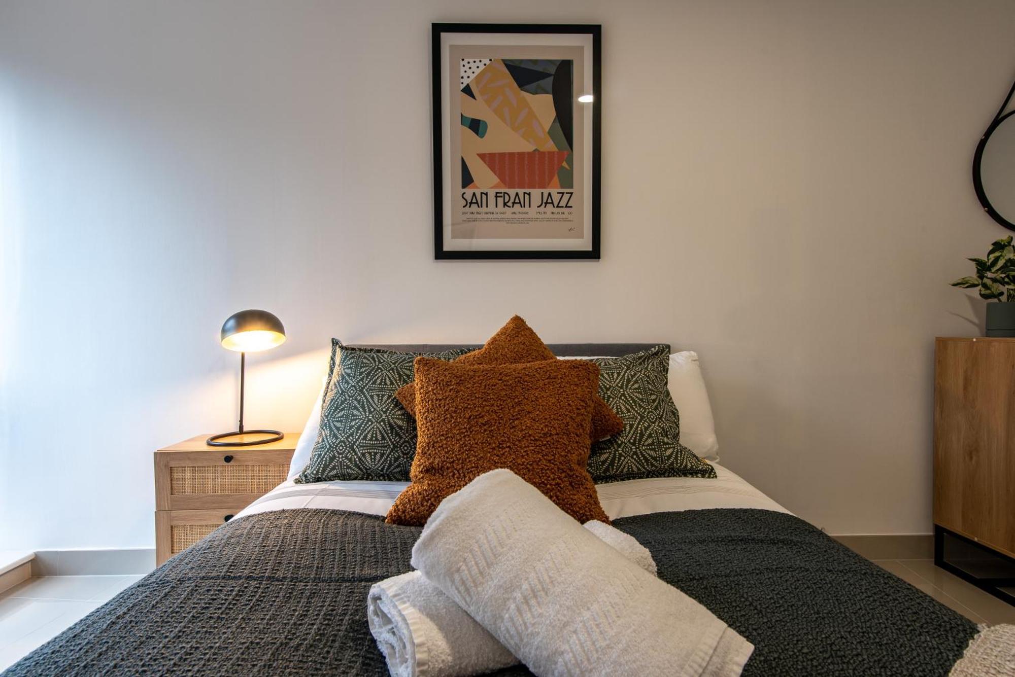 3-br In The Heart Of Centre Apartment