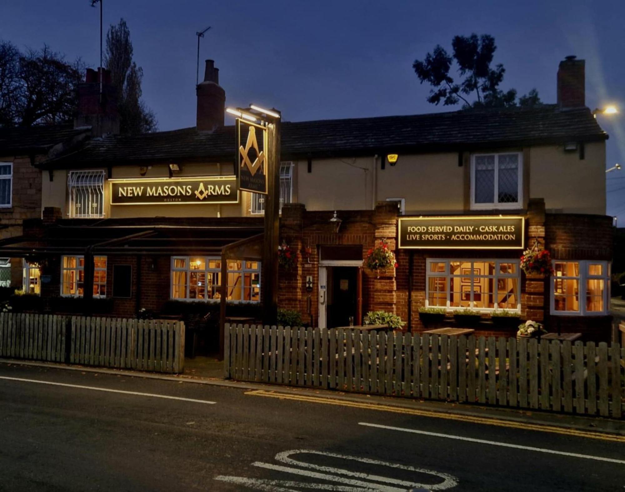 New Masons Arms 3* Leeds (West Yorkshire)