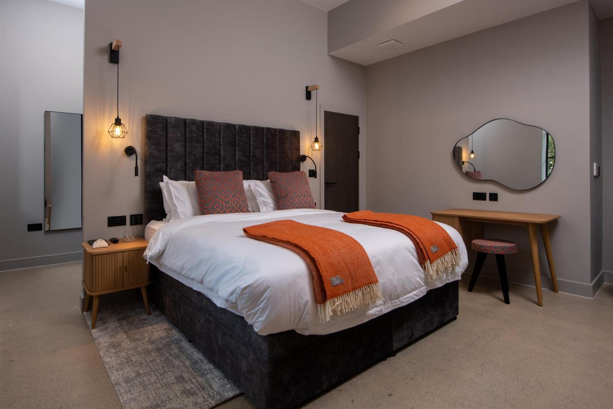 Aparthotel Montgomery House *