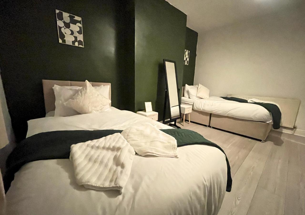 Apartment Contractor Friendly - 4 Single Beds - Free Parking
