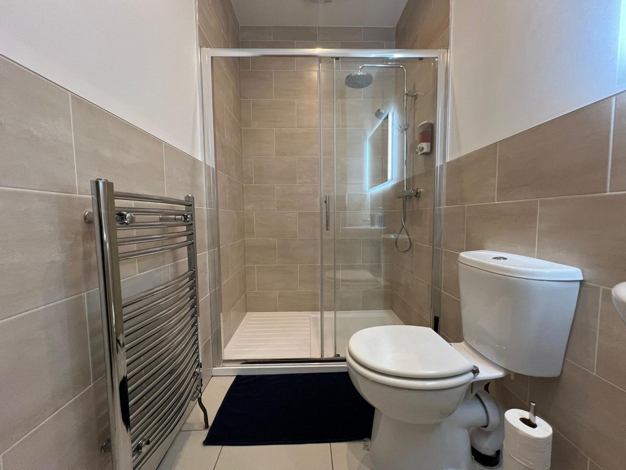 1 Bed Close To Leeds Arena Sleeps Up To 4 People F3 Apartment