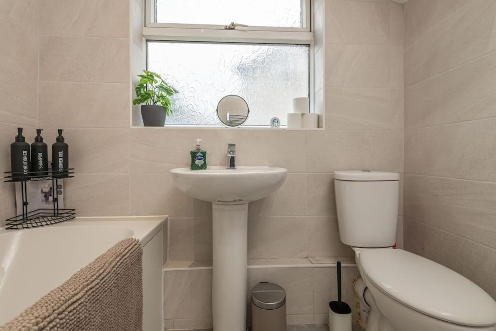 In Ls9 * Leeds (West Yorkshire)