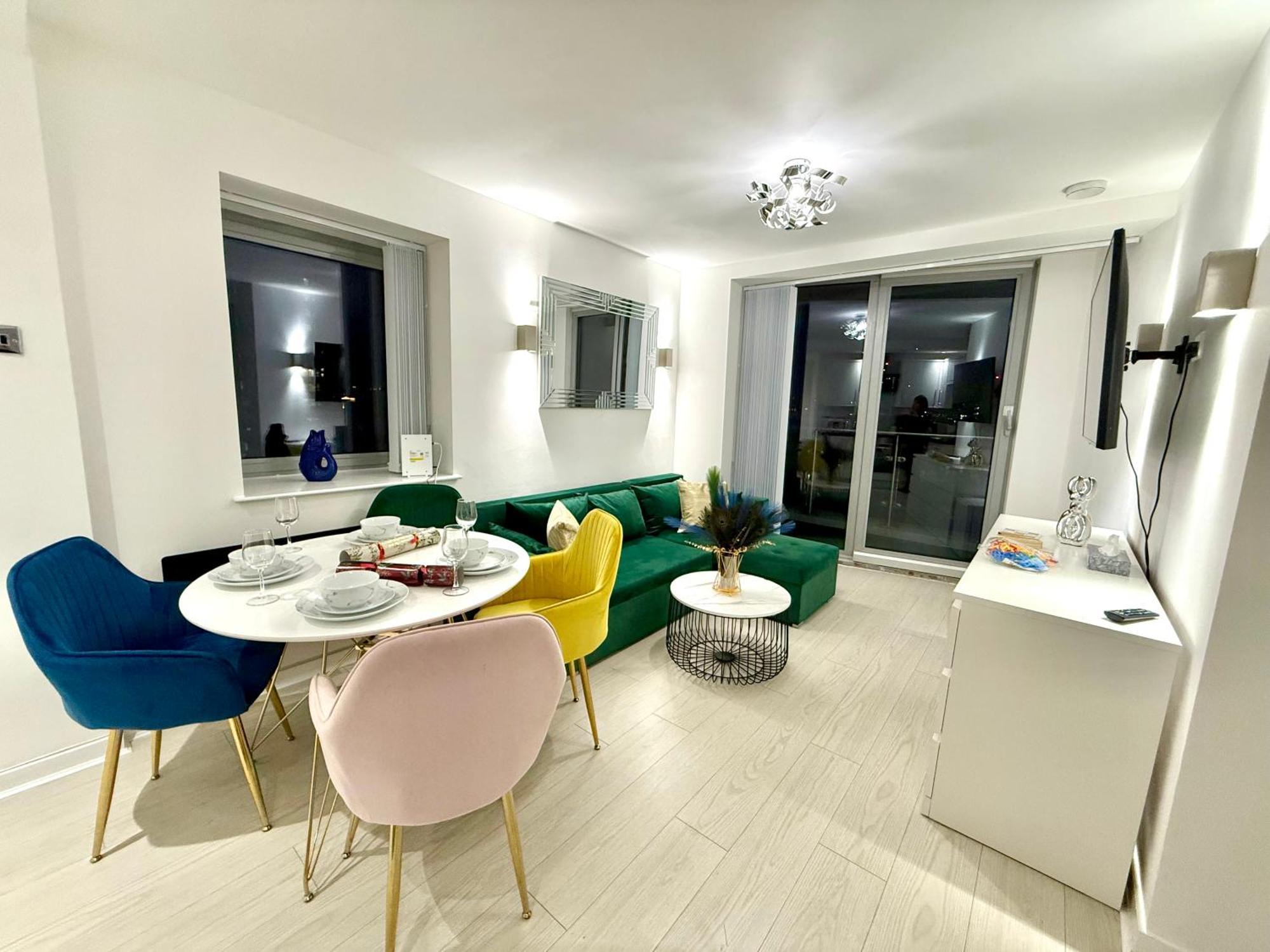 Apartment Winner Of 2025 Traveller Award - 2 Double Bed In Heart Of Leeds Centre With Netflix & Wifi