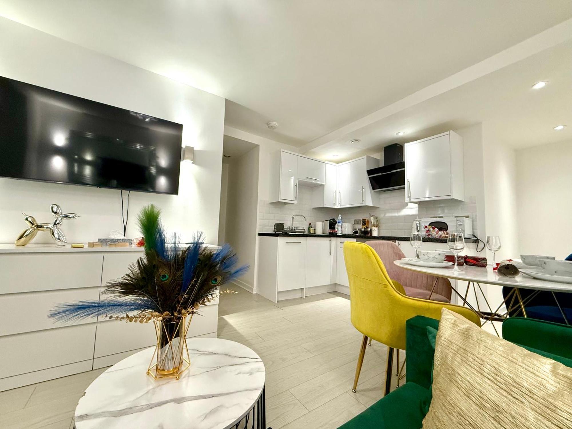 Apartment Winner Of 2025 Traveller Award - 2 Double Bed In Heart Of Leeds Centre With Netflix & Wifi