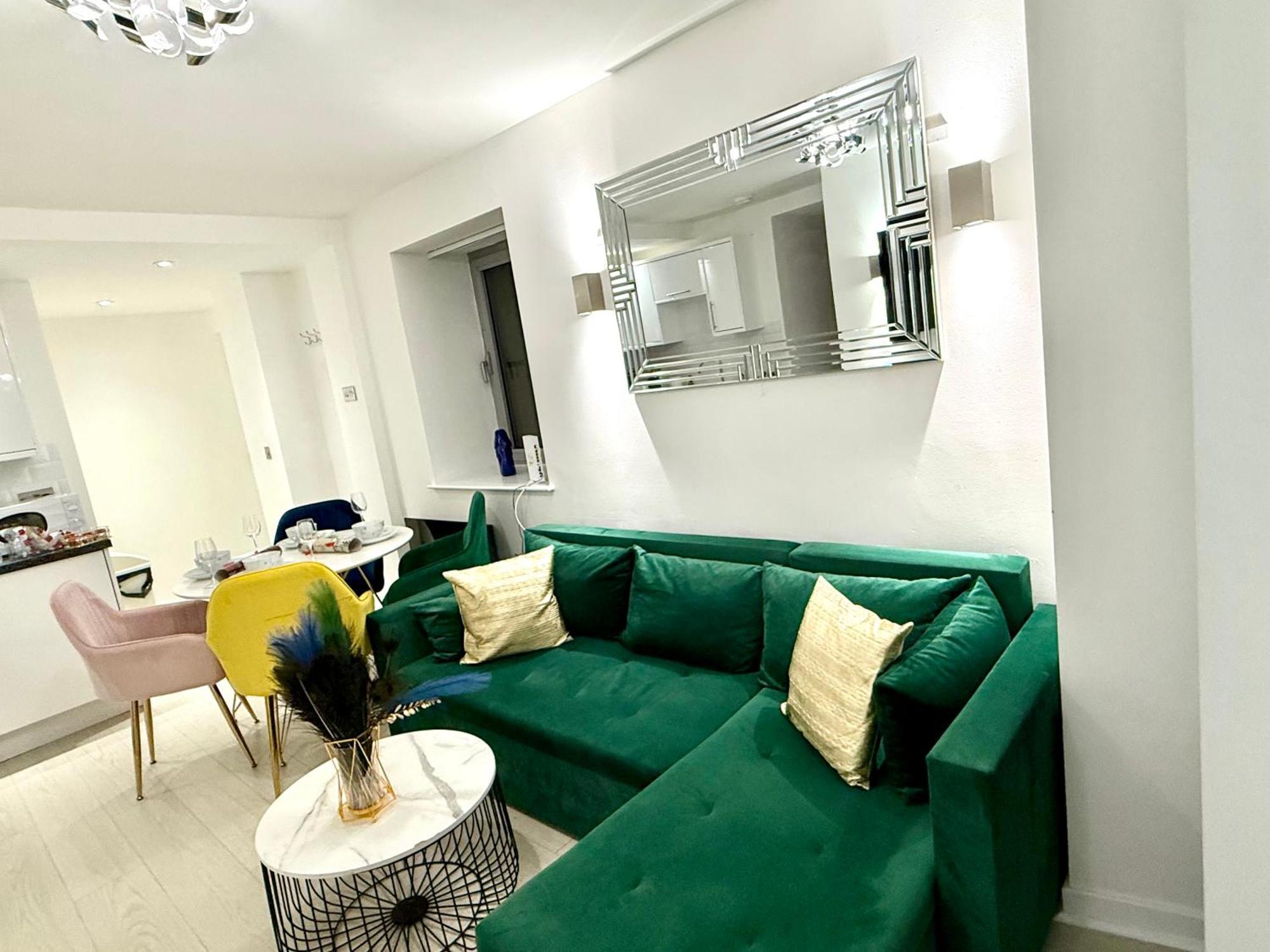 Winner Of 2025 Traveller Award - 2 Double Bed In Heart Of Leeds Centre With Netflix & Wifi * Leeds (West Yorkshire)