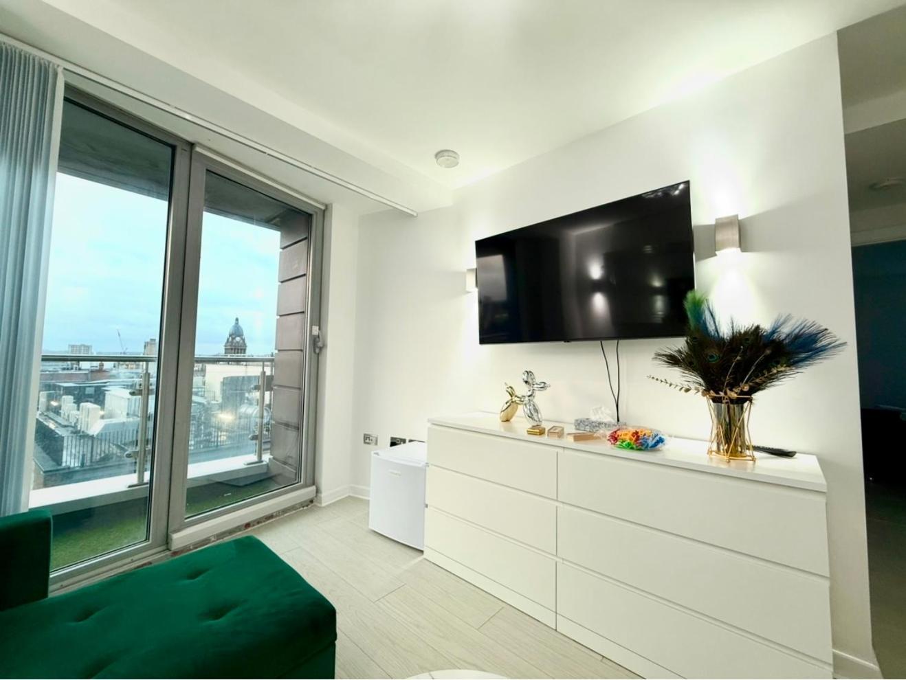Apartment Winner Of 2025 Traveller Award - 2 Double Bed In Heart Of Leeds Centre With Netflix & Wifi Leeds (West Yorkshire)