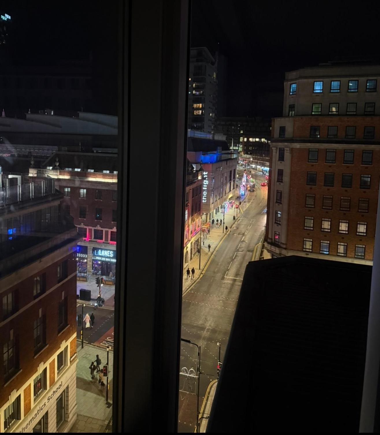 Winner Of 2025 Traveller Award - 2 Double Bed In Heart Of Leeds Centre With Netflix & Wifi Apartment