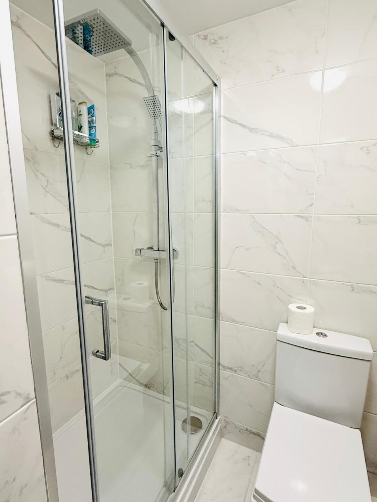 Apartment Winners Of 2025 Traveller Award, Elegant Two Bedroom With Netflix & Wifi *