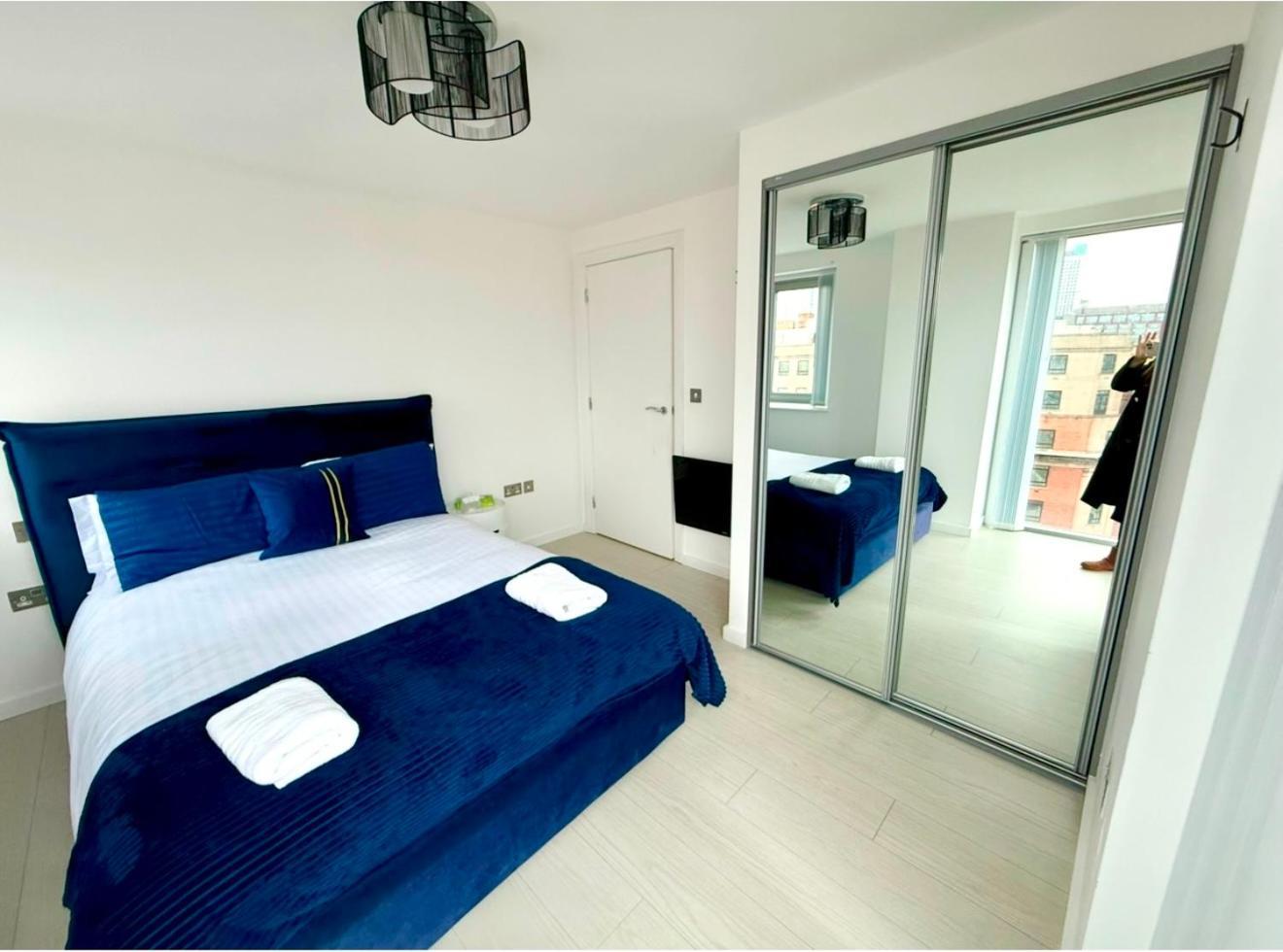 Winners Of 2025 Traveller Award, Elegant Two Bedroom With Netflix & Wifi Apartment