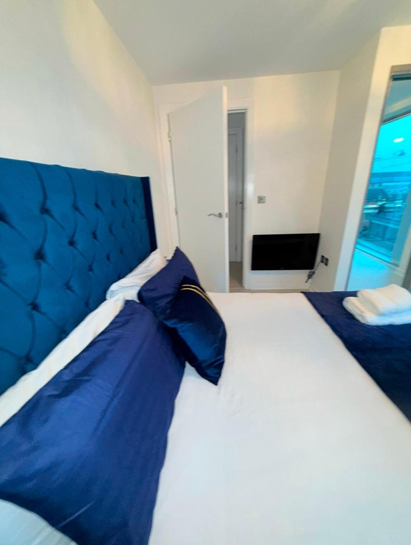 Winners Of 2025 Traveller Award, Elegant Two Bedroom With Netflix & Wifi