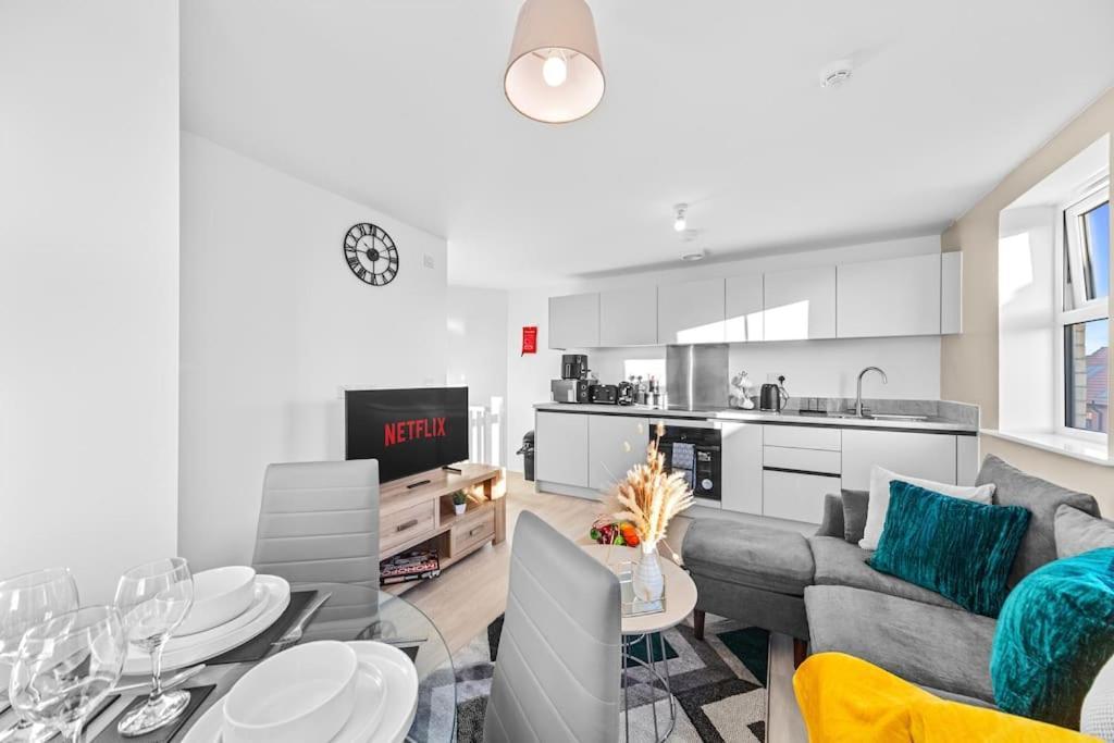 Holiday home Opulent 2br 2ba House With Free Parking Leeds (West Yorkshire)