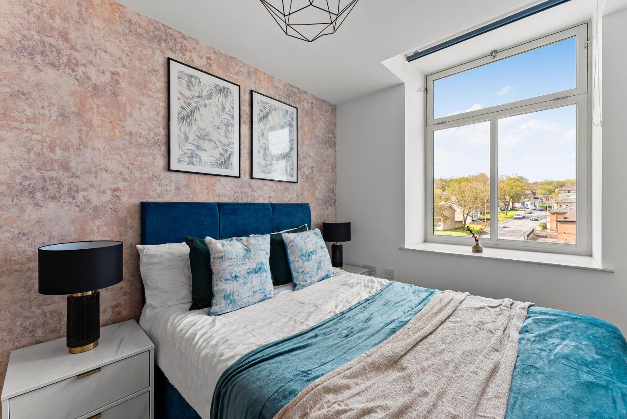 Apartment 30 Percent Off! Beautiful Apartment In Dewsbury - Sleeps 6 Leeds (West Yorkshire)
