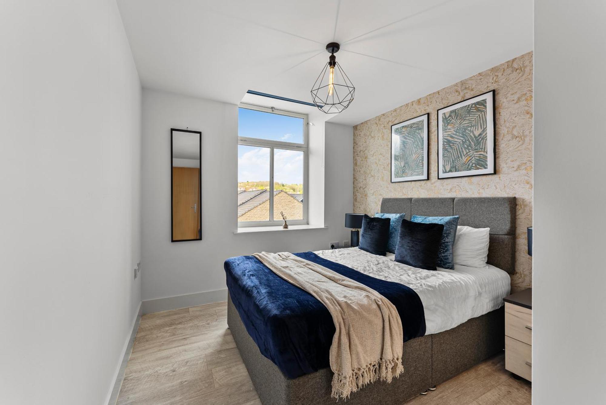 30 Percent Off! Beautiful Apartment In Dewsbury - Sleeps 6 * Leeds (West Yorkshire)