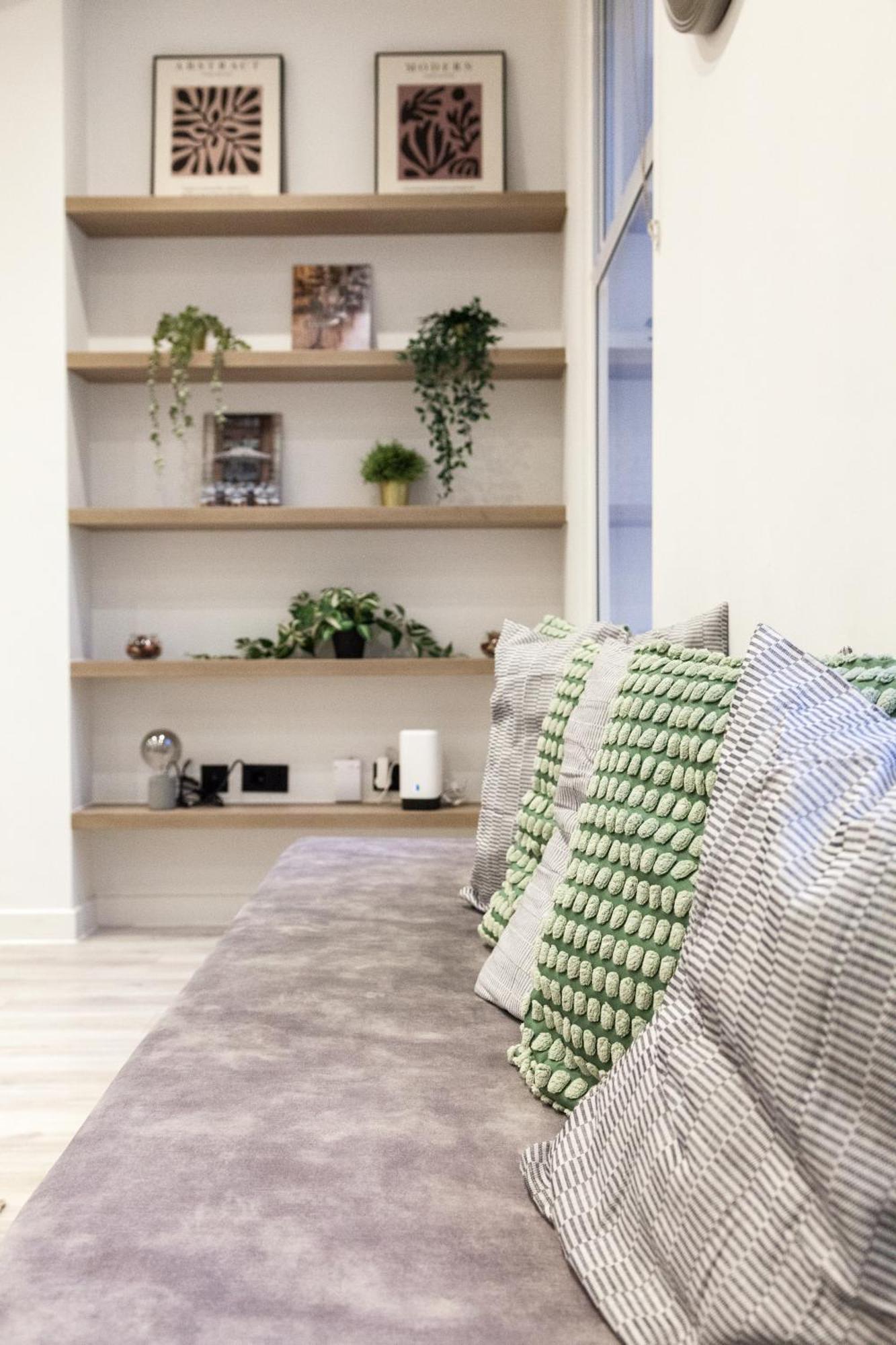 Grand - 2-bedrooms - Sleeps 6 Comfortably - Perfect For Families - Contractors - Professionals Leeds (West Yorkshire)