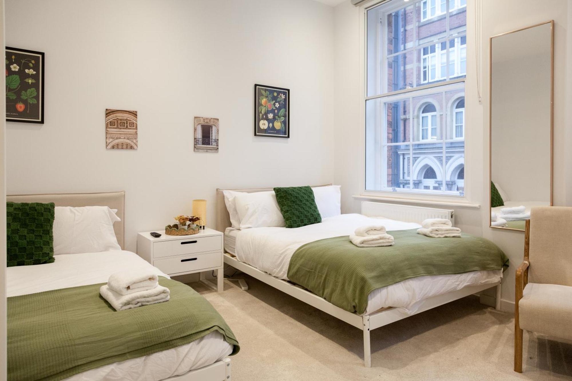 Grand - 2-bedrooms - Sleeps 6 Comfortably - Perfect For Families - Contractors - Professionals