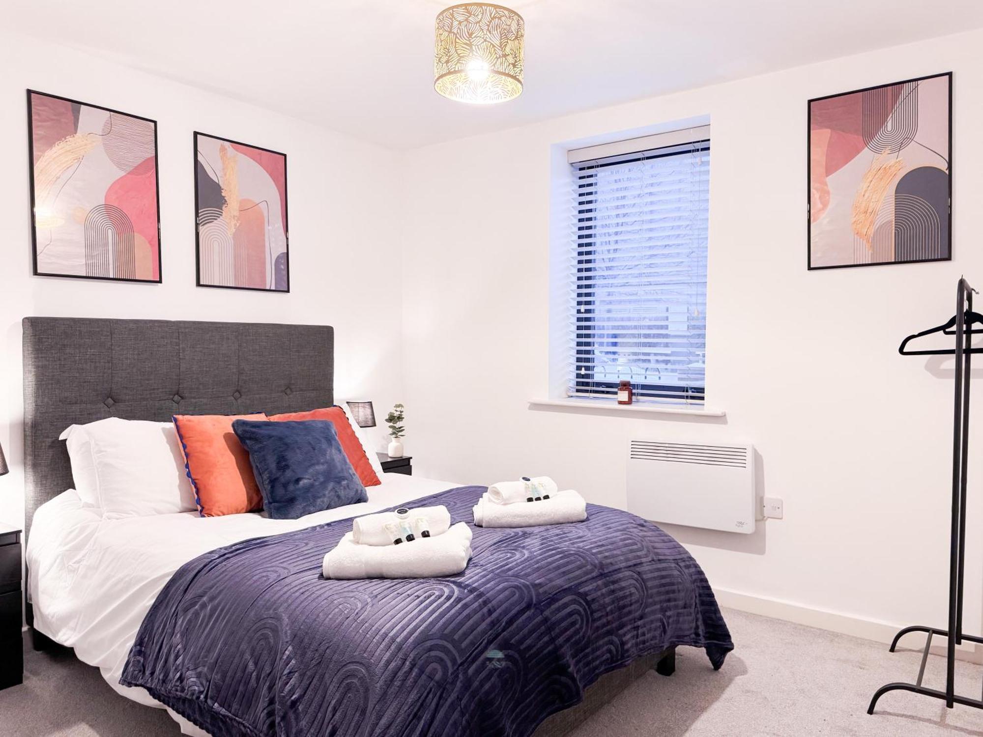 Apartment Modern 2 Bed 2 Bath Free Parking & Fast Wifi *