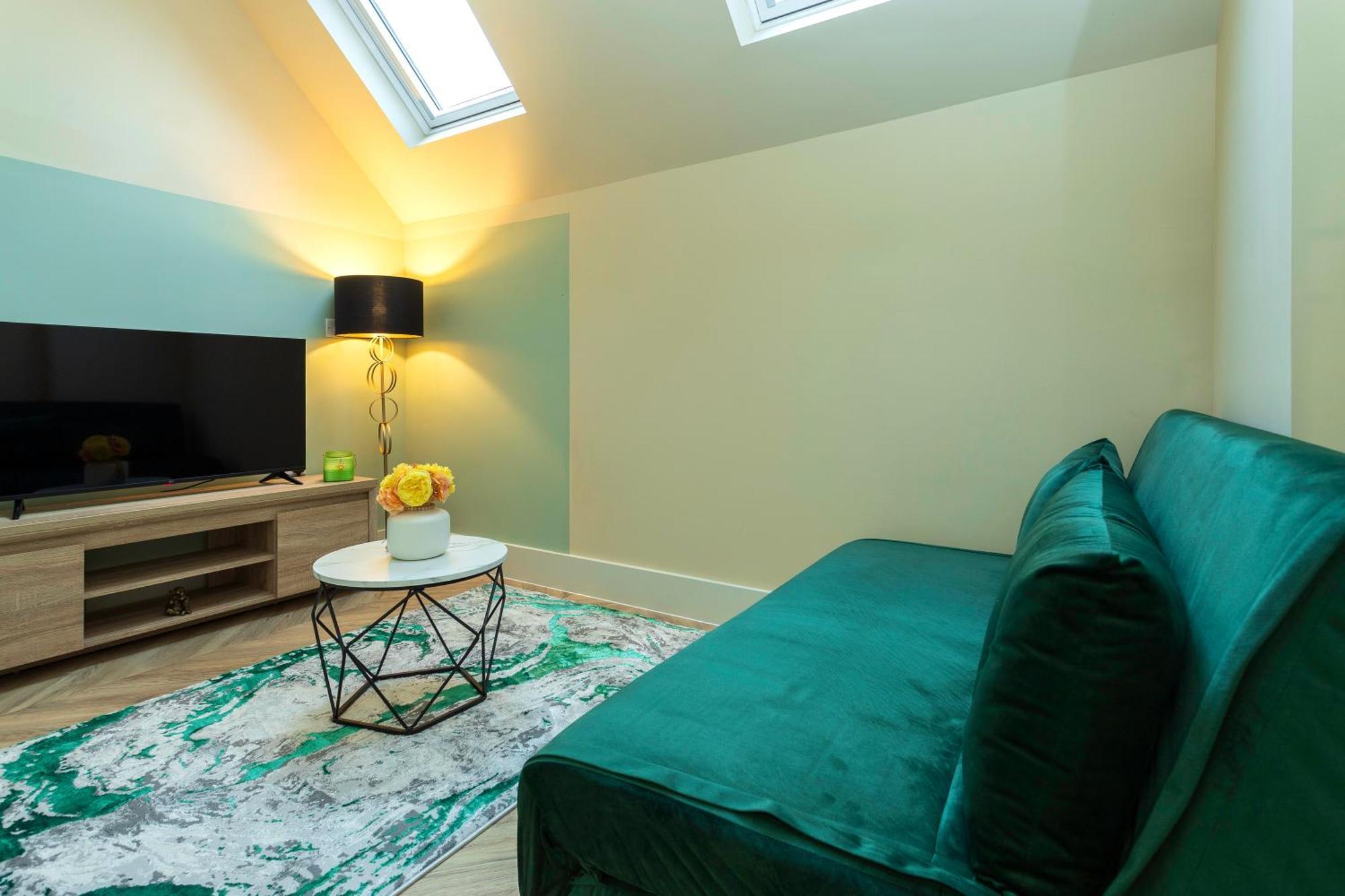 Prestige - Rose Platinum Apartment *