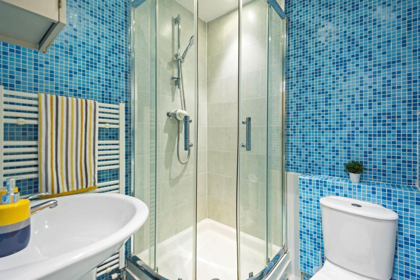 Apartment Grade 2 Listed In Leeds Leeds (West Yorkshire)