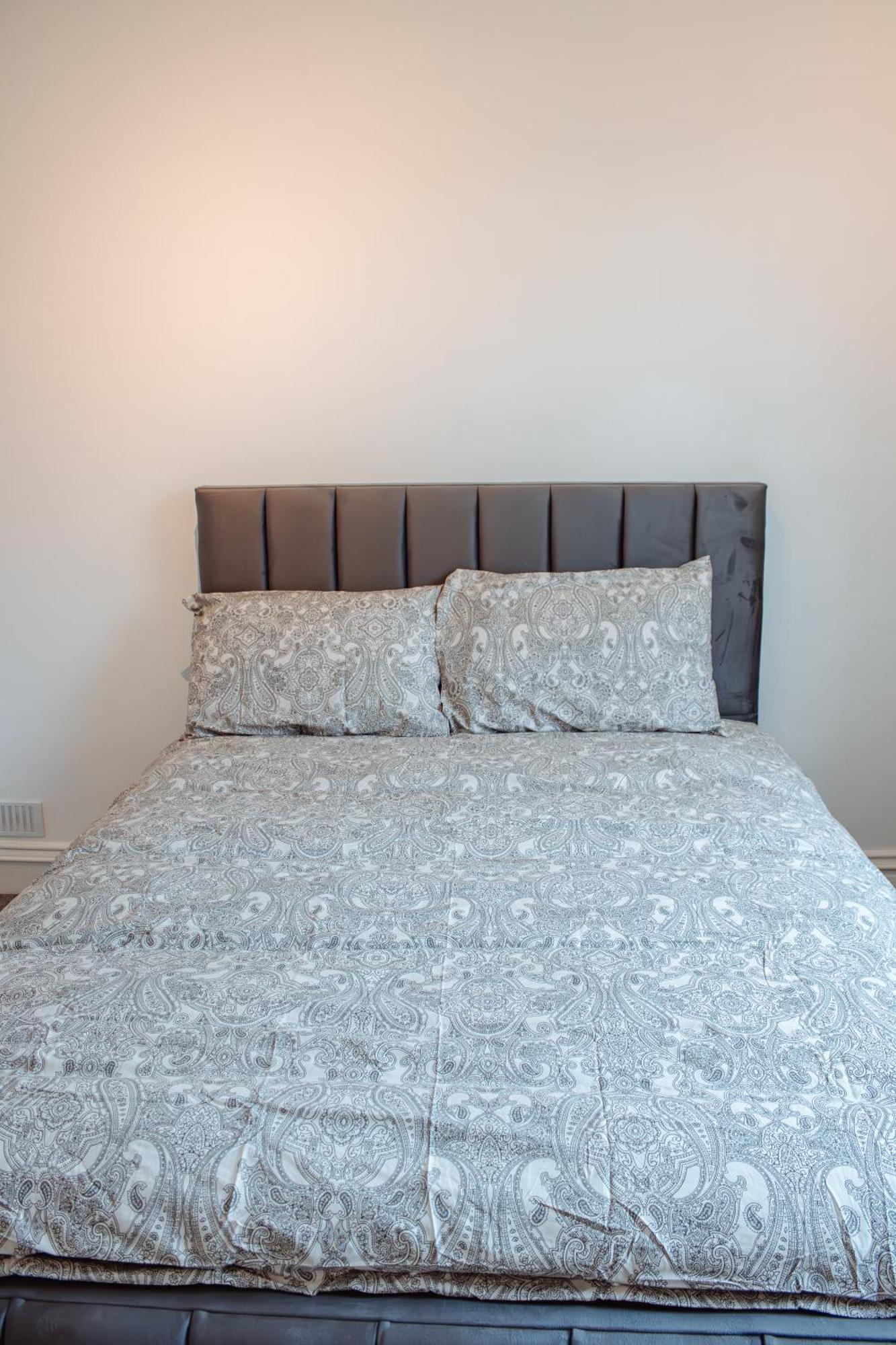 Spacious 4-bed Flat - 10 Mins To Centre