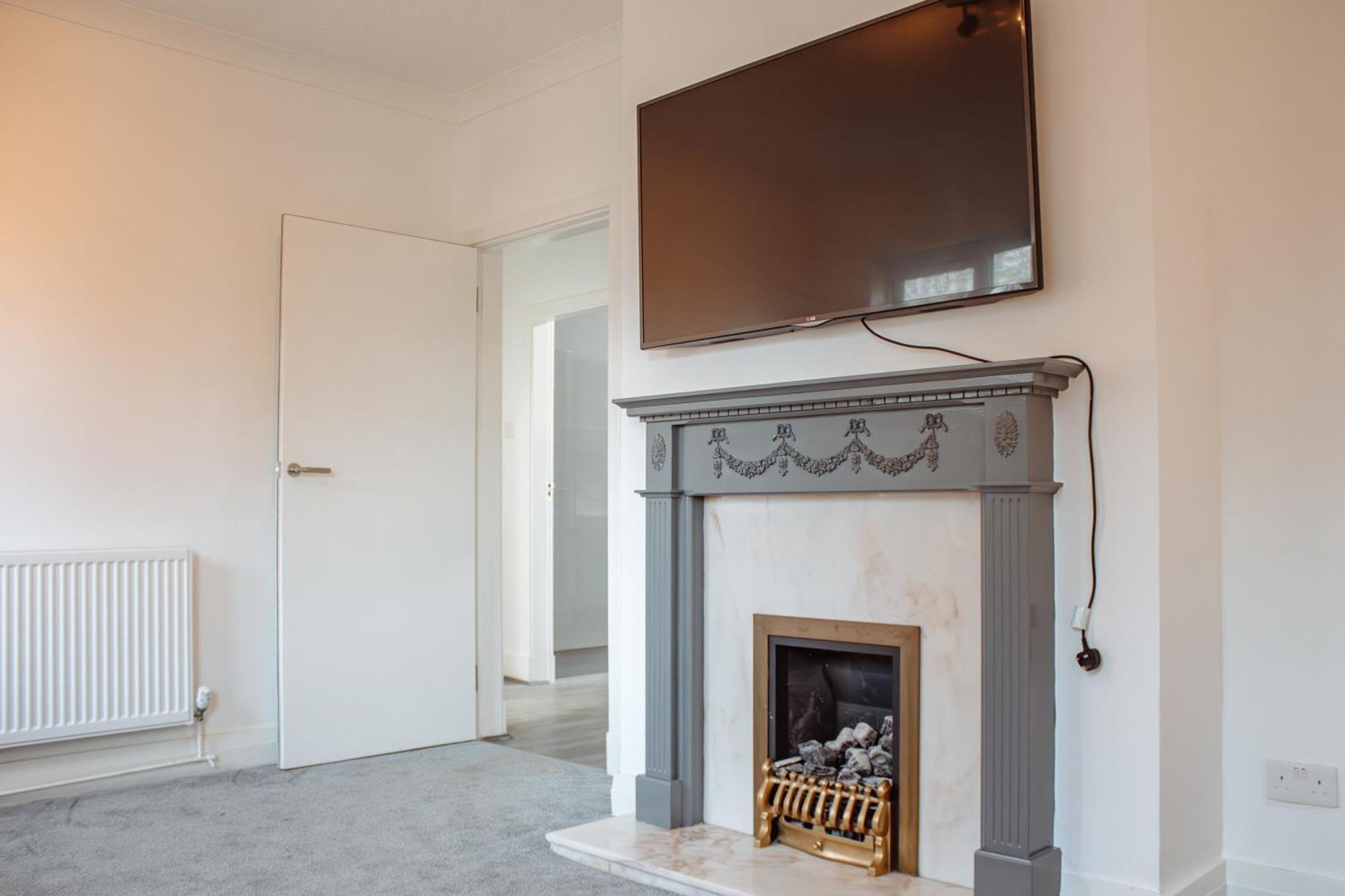 Apartment Spacious 4-bed Flat - 10 Mins To Centre