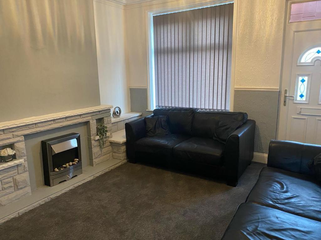 Holiday home Spacious 4 Bedroom Townhouse *