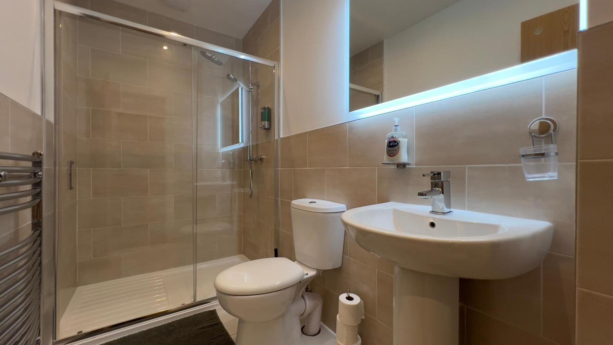 1 Bed Close To Arena Sleeps Up To 4 People F6 Apartment Leeds (West Yorkshire)