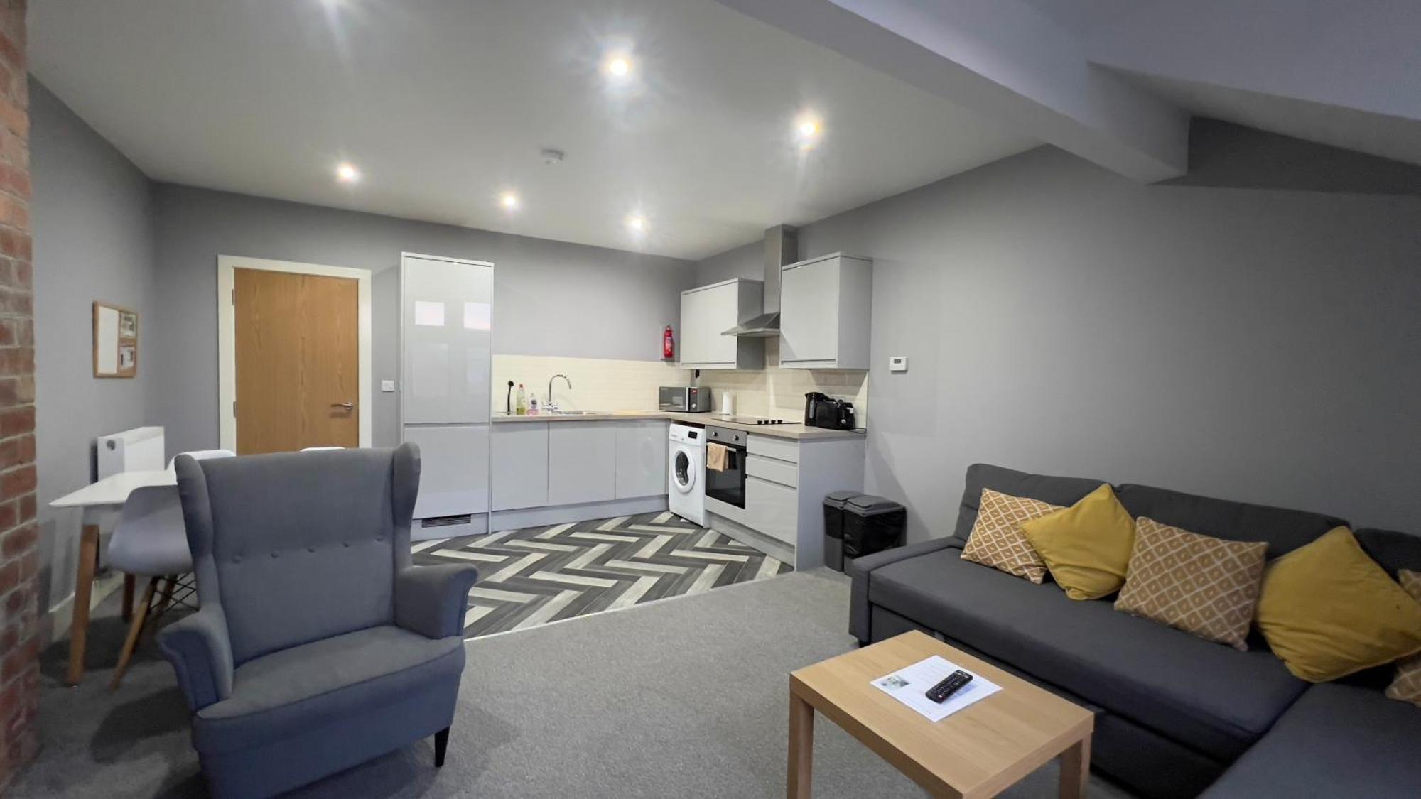 1 Bed Close To Arena Sleeps Up To 4 People F6 *