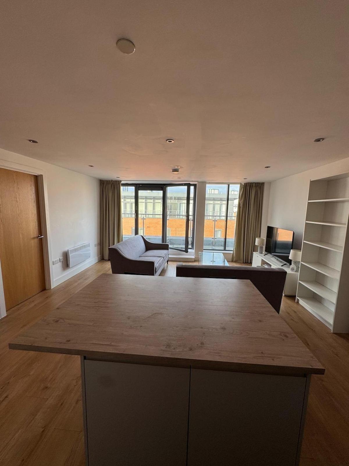 Flat In Leeds Centre With Unique Balcony * Leeds (West Yorkshire)