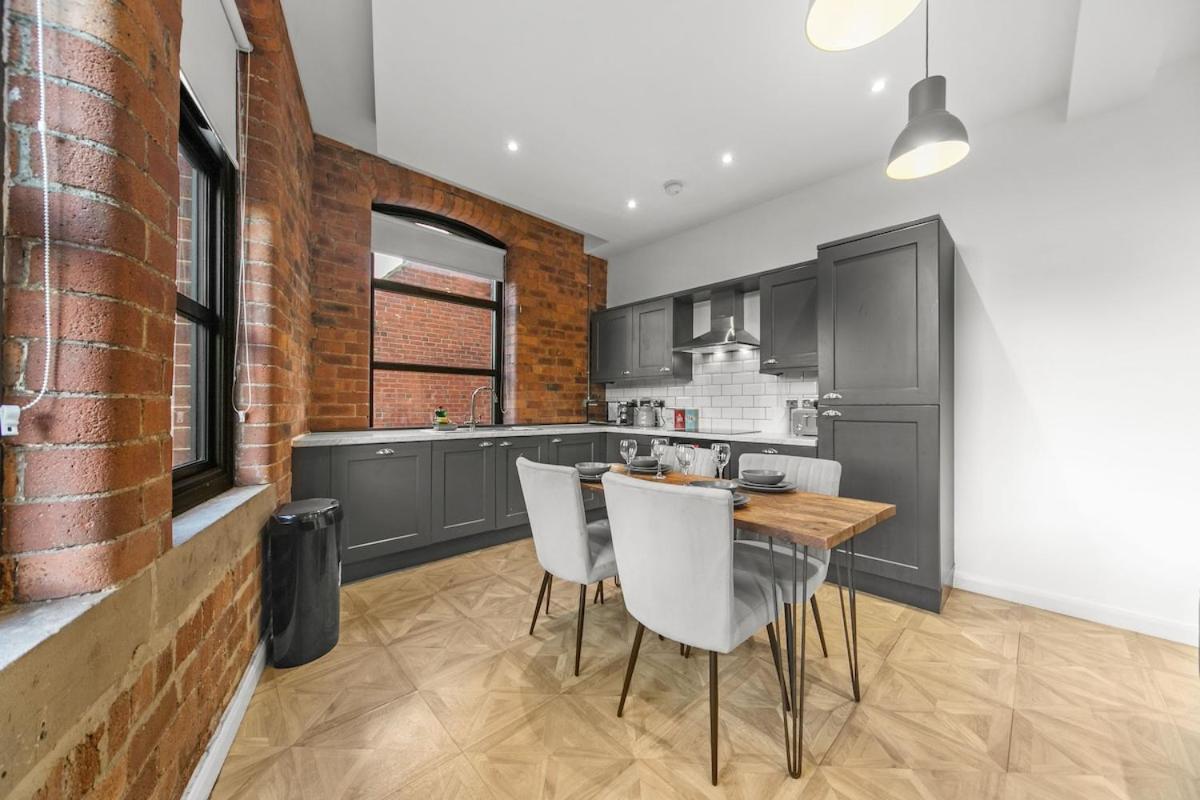 Mag-a-zine Loaded - 2bdr - Centre - Sleeps 5