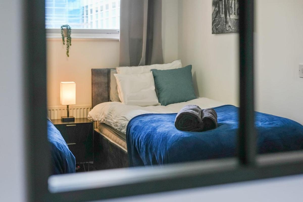 Apartment Maxstays - Cozy Leeds Centre 2 Bed - Steps From First Direct Arena - Free Parking *