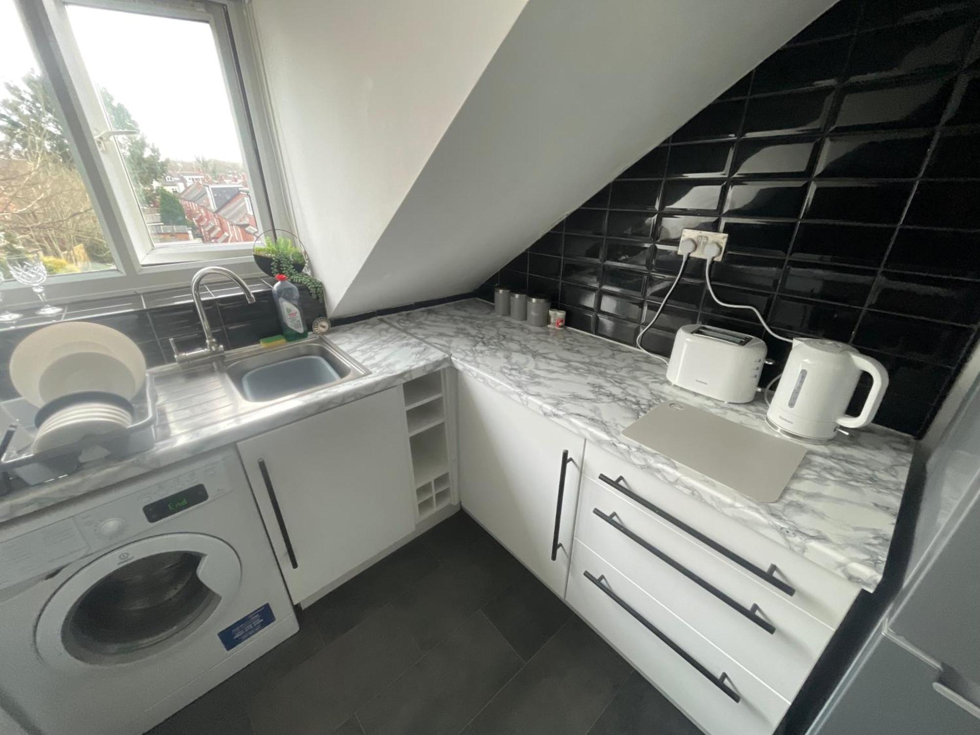 Stylish Two Bedroom In Leeds * Leeds (West Yorkshire)