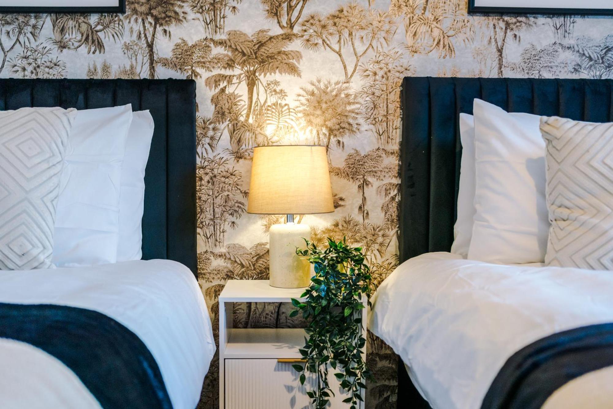 Boutique Gem * Leeds (West Yorkshire)
