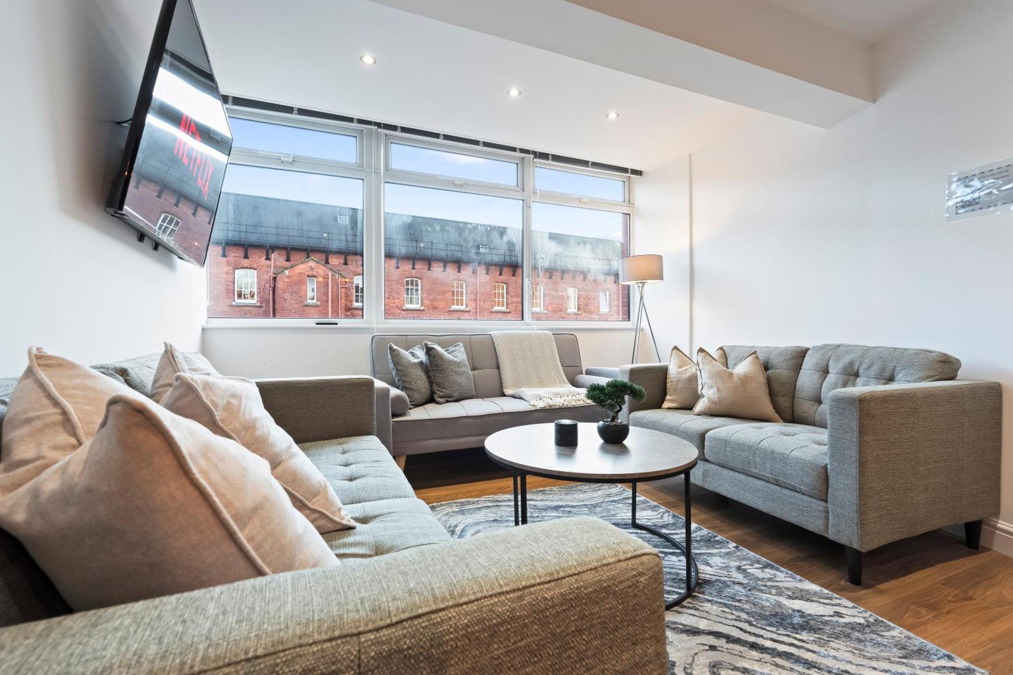 Modern Flat - Sleeps 4 - Parking Leeds (West Yorkshire)