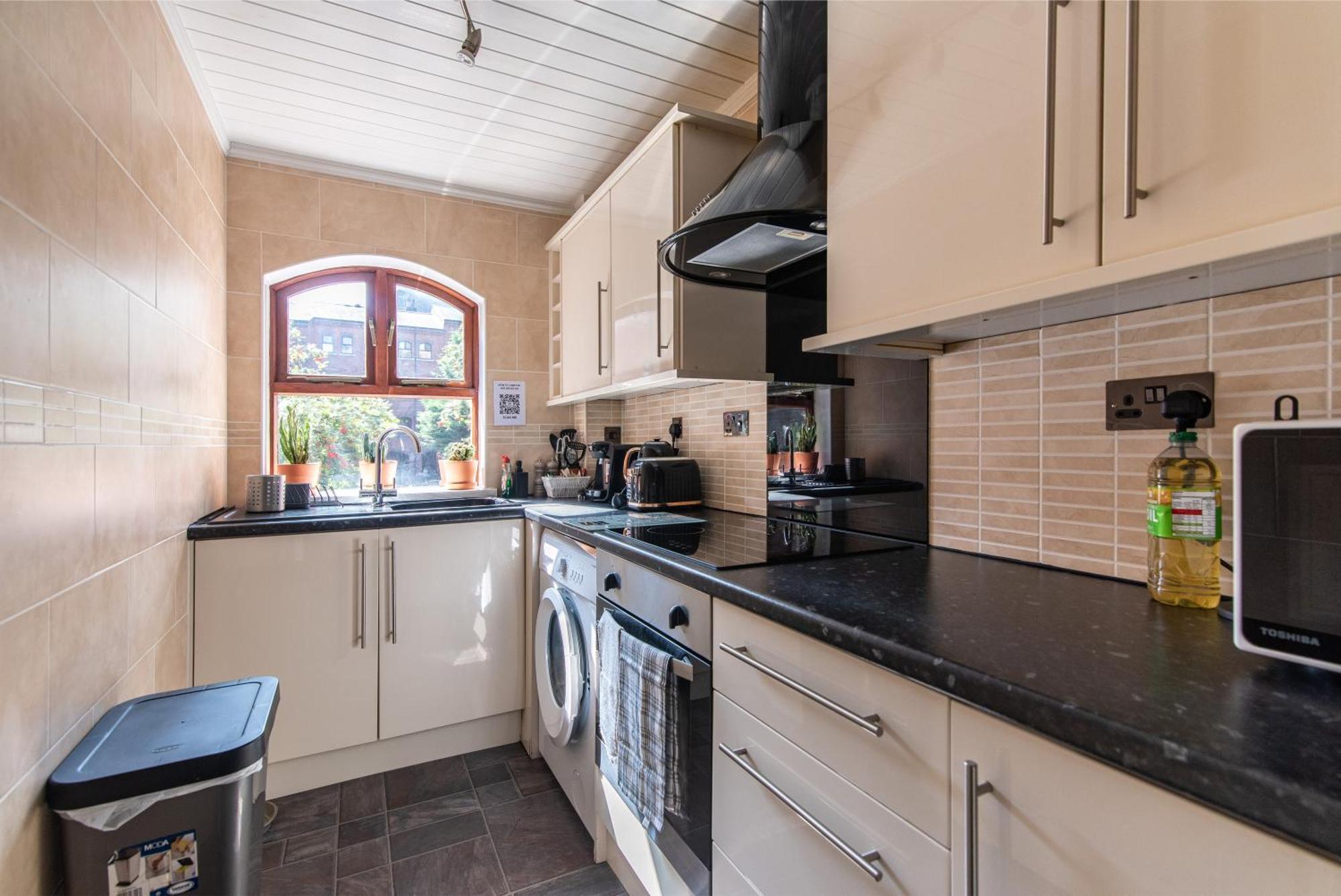 Apartment 2br In The Heart Of Leeds Centre *