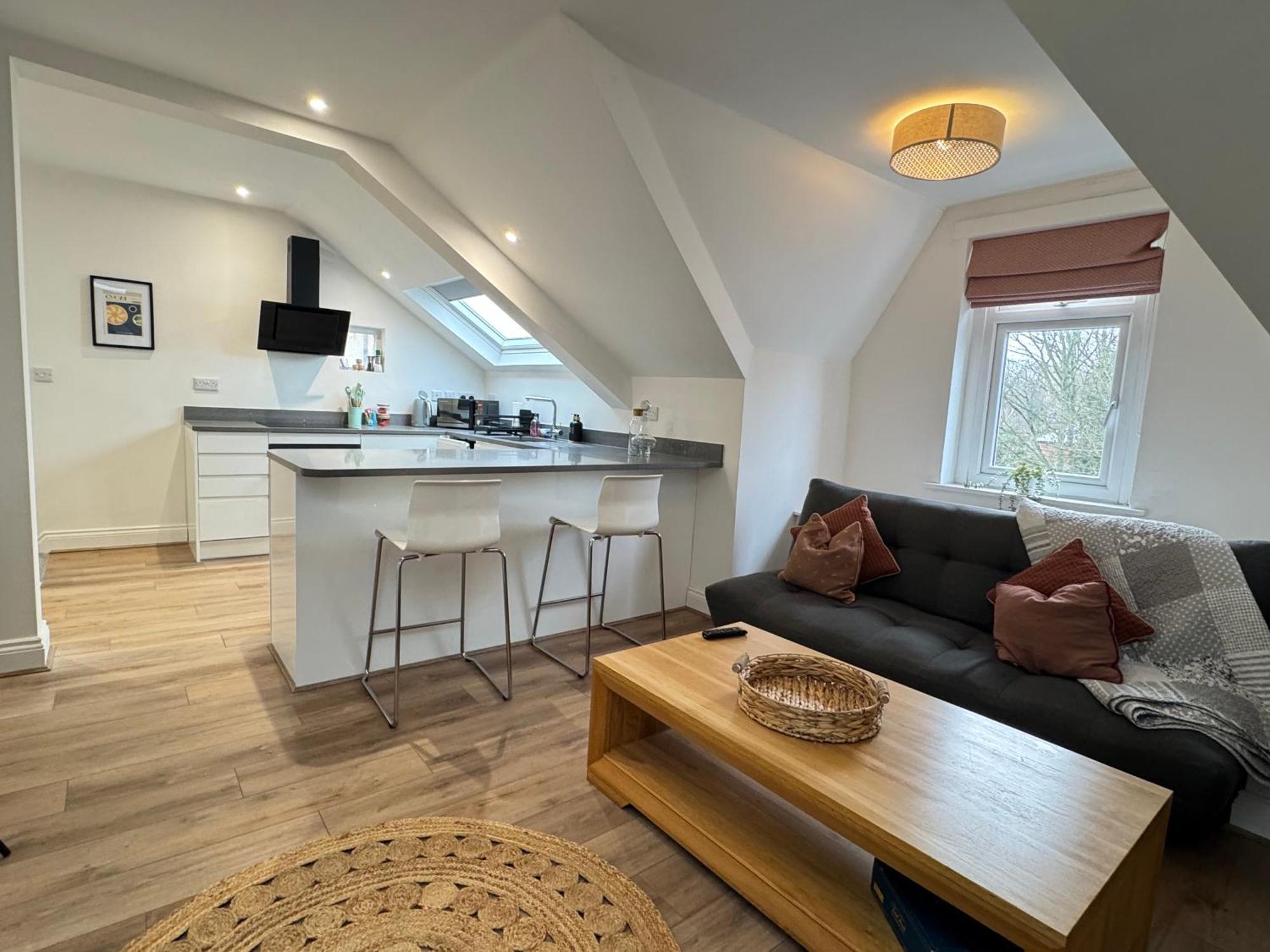 Apartment Stylish & Cosy 2-bed In Vibrant Oakwood! Leeds (West Yorkshire)