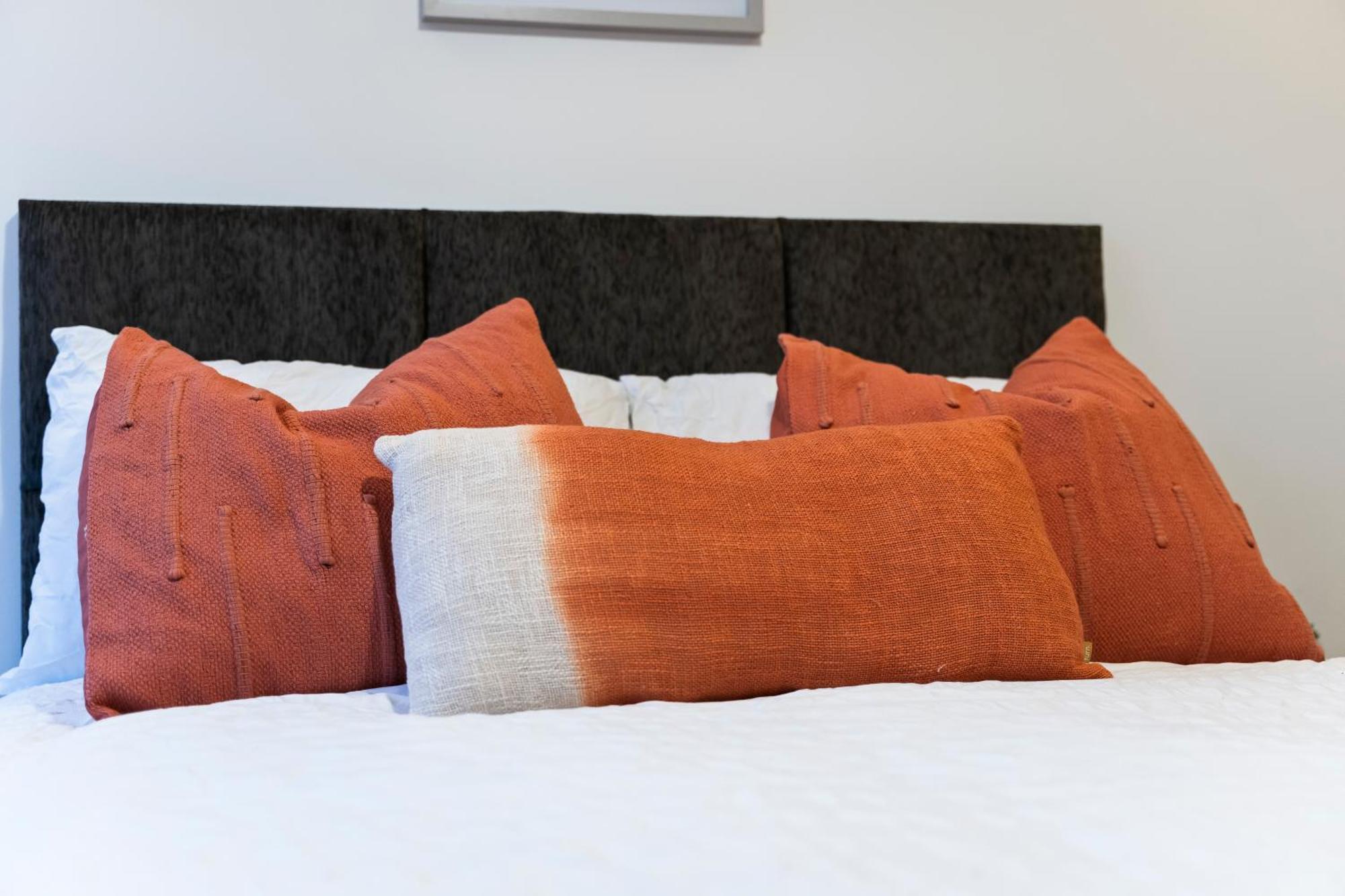 Apartment Elegant Flat In Prime Location -sleeps 4 - Parking Leeds (West Yorkshire)