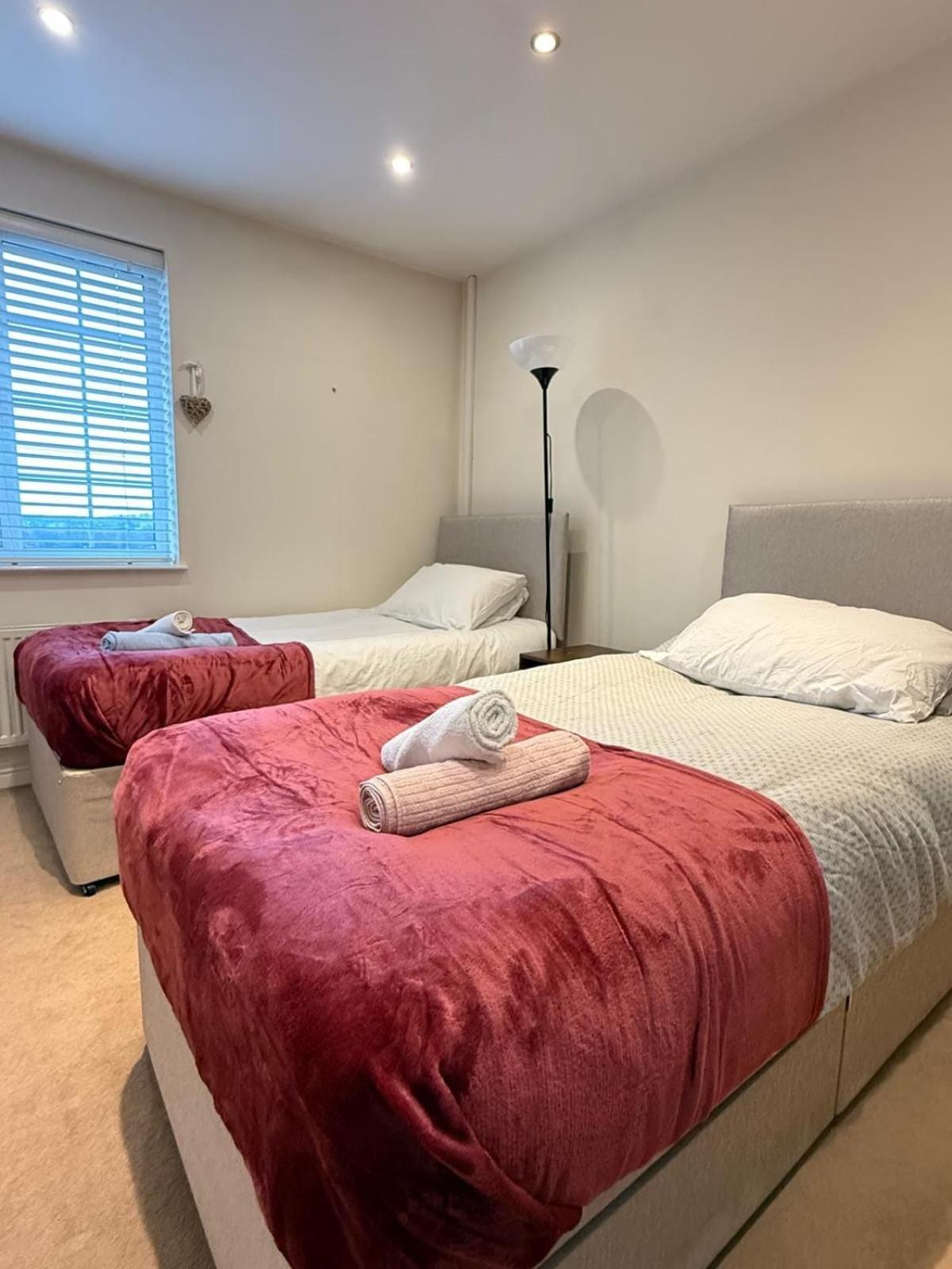 The Leeds Retreat - 4 Bedroom Townhouse Holiday home