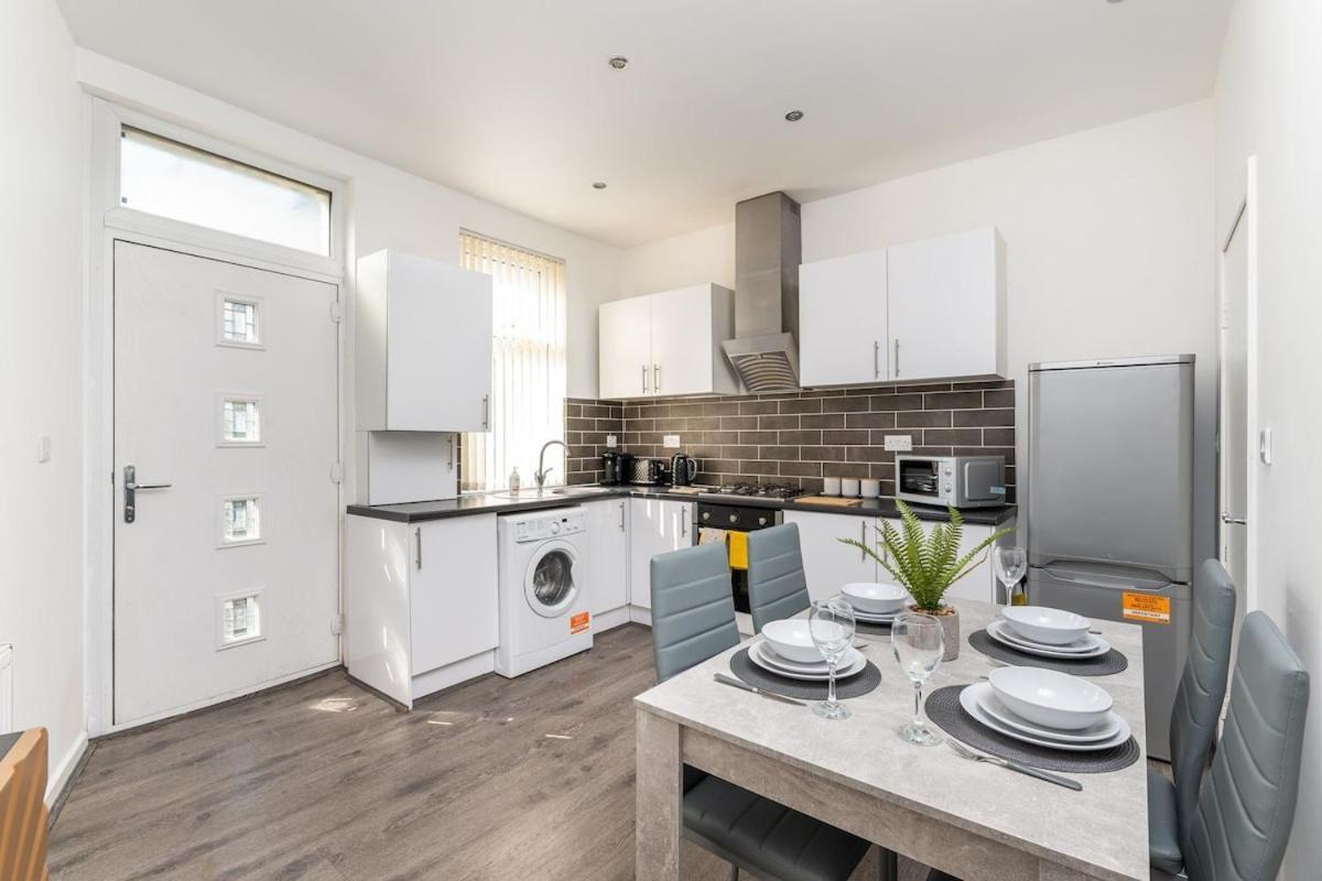 Holiday home Leeds Beautiful - Parking - Yorksha *