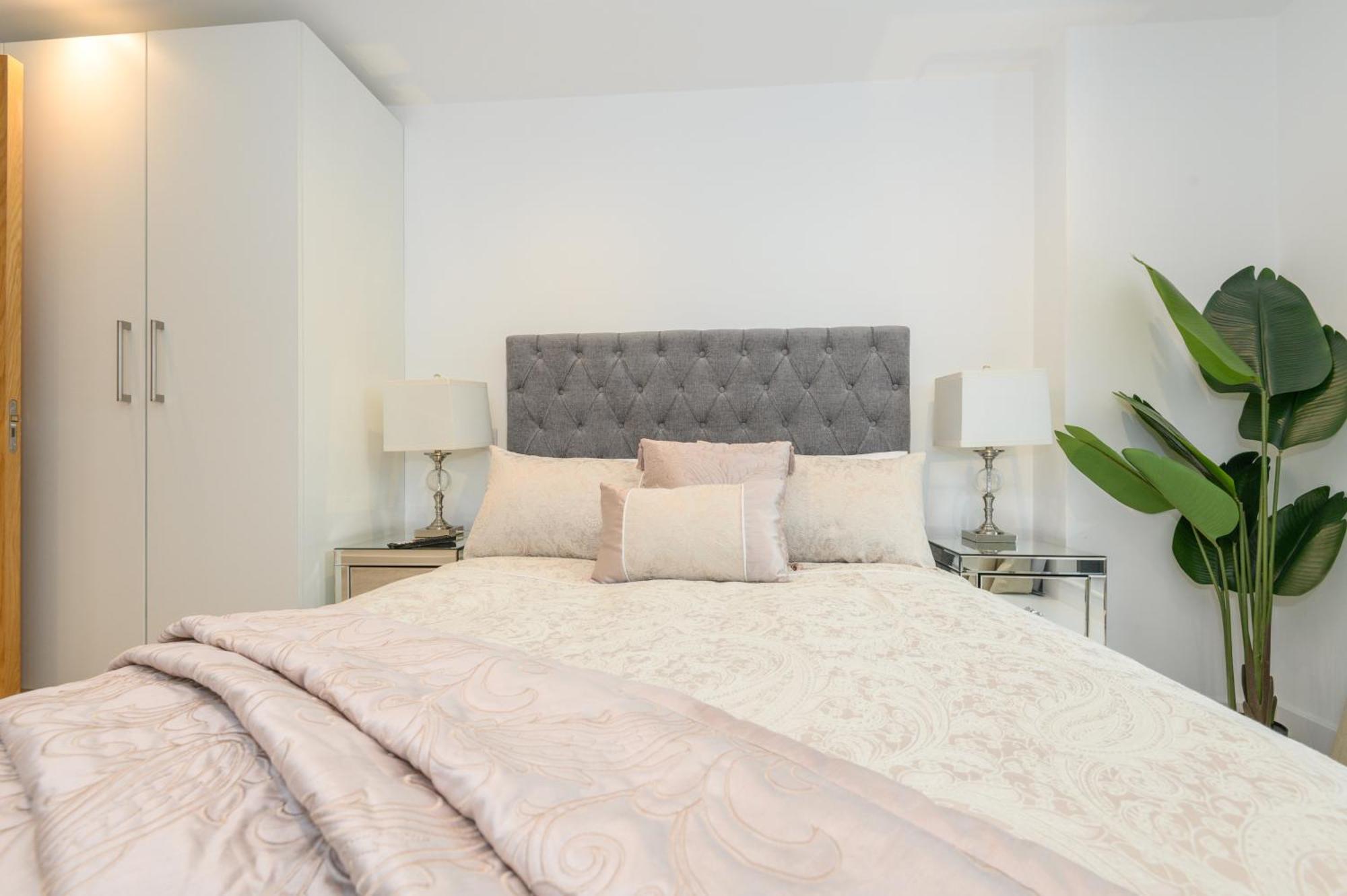 Apartment Luxury Penthouse With Private Hot Tub Overlooking Leeds Centre