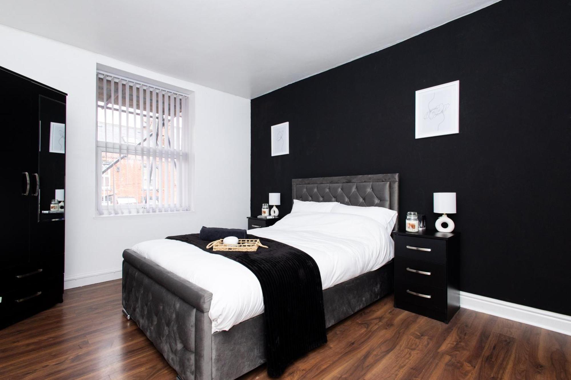 Holiday home Cozy Home, Sleeps 4,Only 7Mins From Centre, Parking, Wifi & Netflix