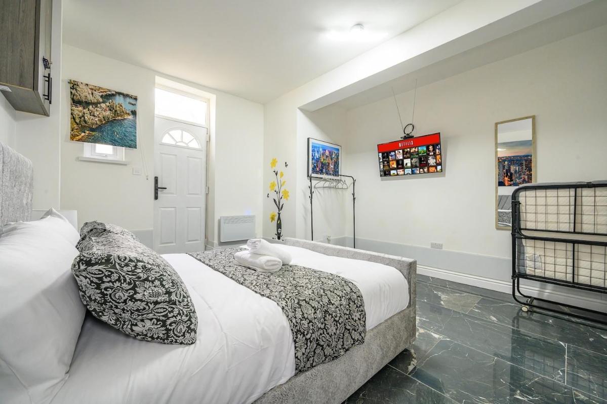 Apartment -75acr- Setup For Your Relaxed & Amazing