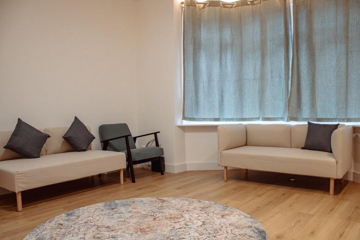 Holiday home Spacious 13-bed In The Heart Of Headingley Leeds (West Yorkshire)