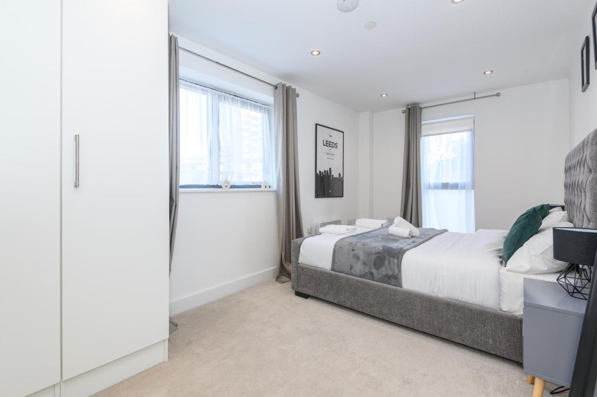 2-bedroom With 2 En-suite - Leeds Centre With Underground Parking Leeds (West Yorkshire)