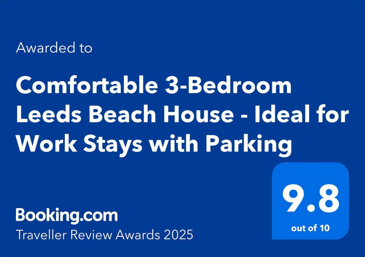 Comfortable 3 Bedrooms Leeds Beach House - Ideal For Family And Contractors With Free Parking For 2 Cars - Free Wifi - Projector - Smart Light