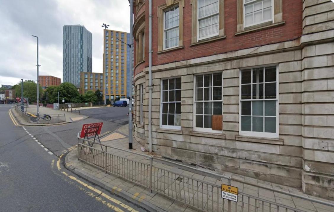Chic 1 Bed Apartment, Centre *