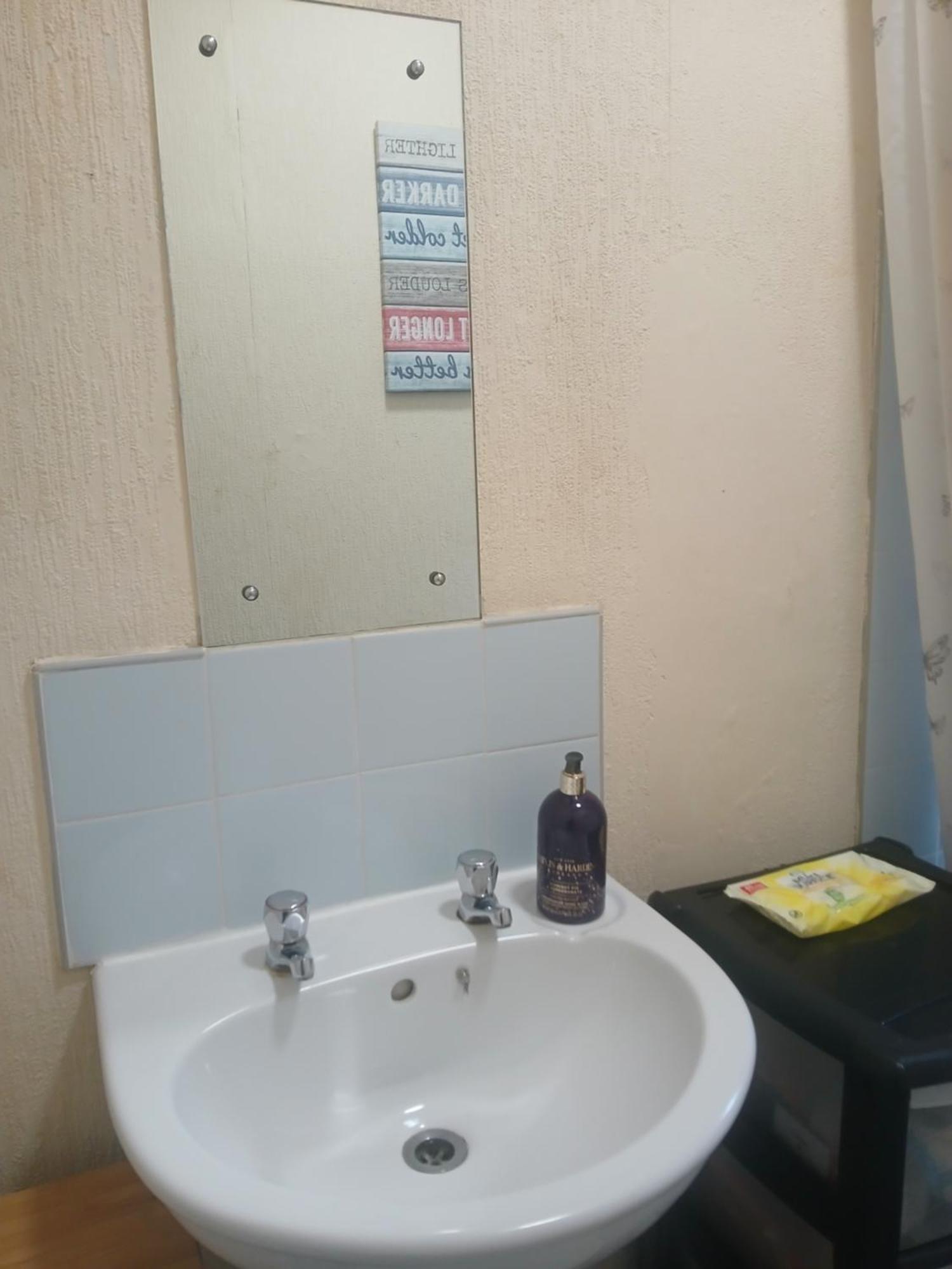 Quickstay Guest house