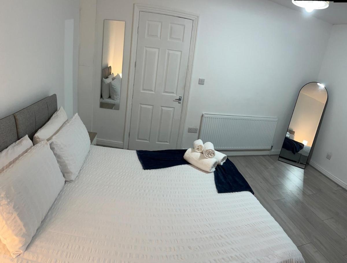 Getaway 1# Leeds (West Yorkshire)