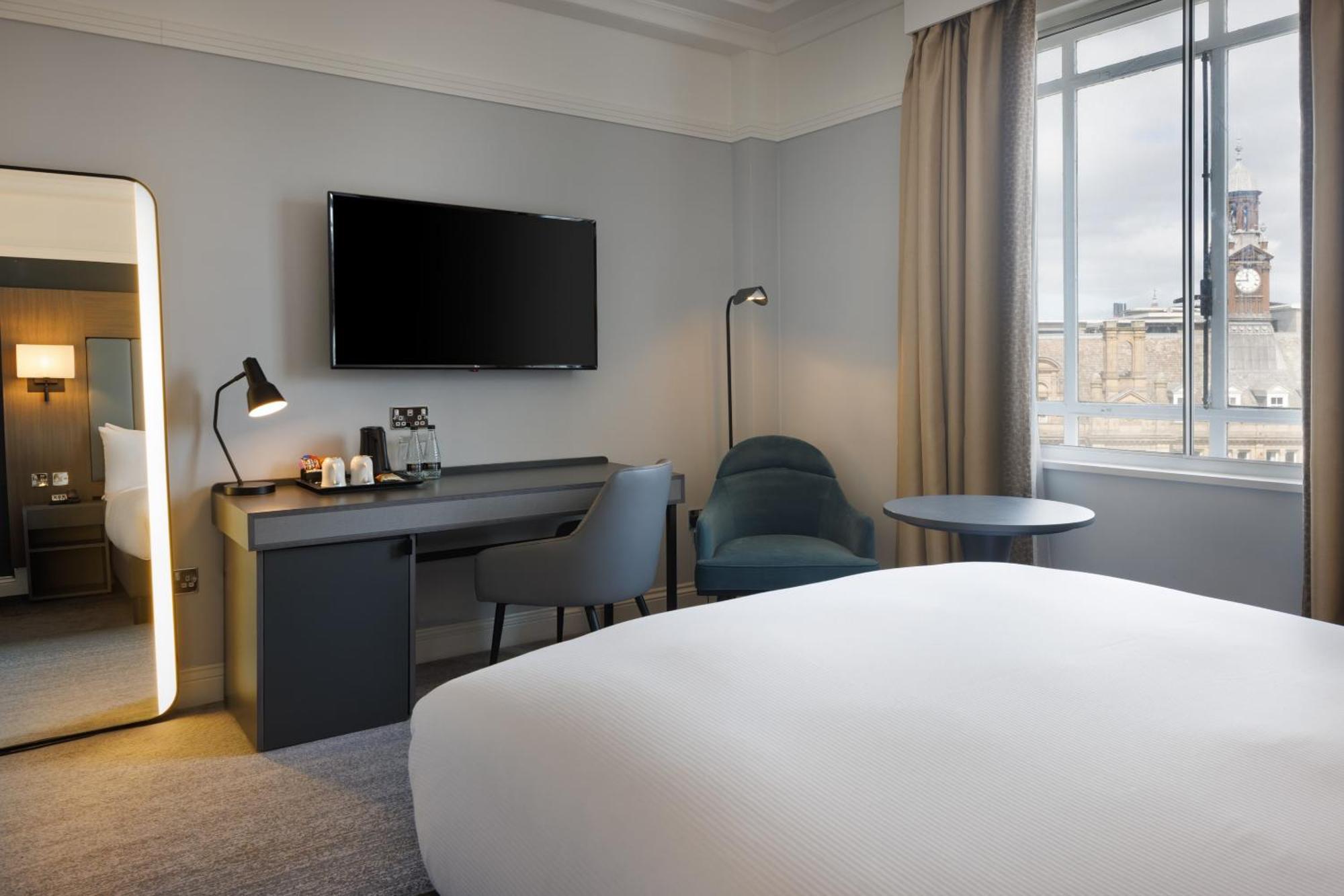 The Queens 4* Leeds (West Yorkshire)