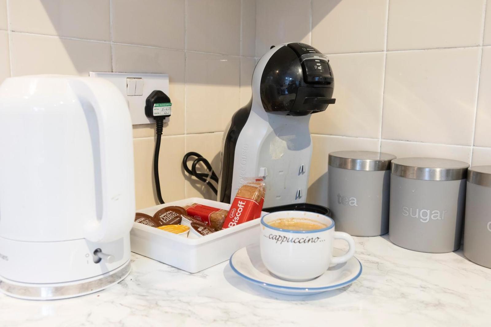 Apartment 3-bedroom Retreat With Free Wifi And Parking - Ideal For Family And Contractors *